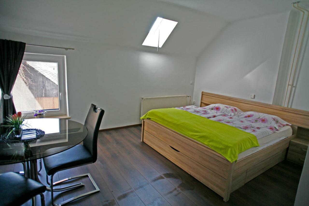 בלד Apartments Bernard מראה חיצוני תמונה